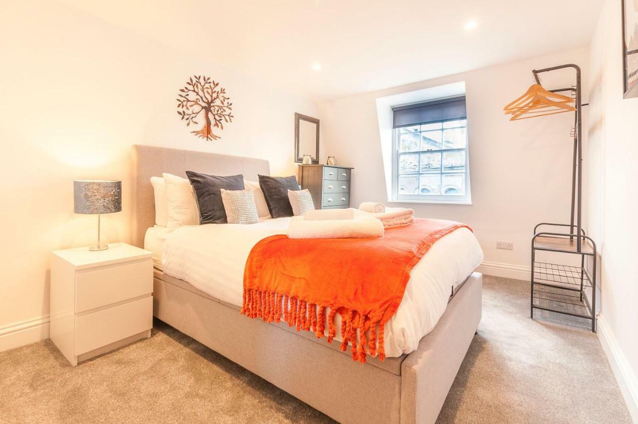 شقة Pure B - Exceptional Views Of Tamar & Royal William Yard With Free Parking & Wifi بلايموث المظهر الخارجي الصورة