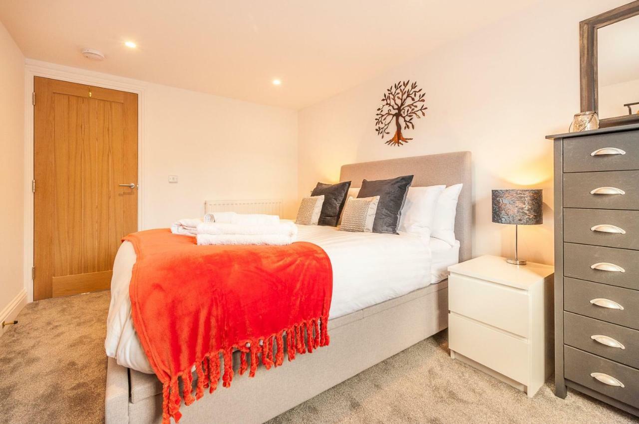 شقة Pure B - Exceptional Views Of Tamar & Royal William Yard With Free Parking & Wifi بلايموث المظهر الخارجي الصورة