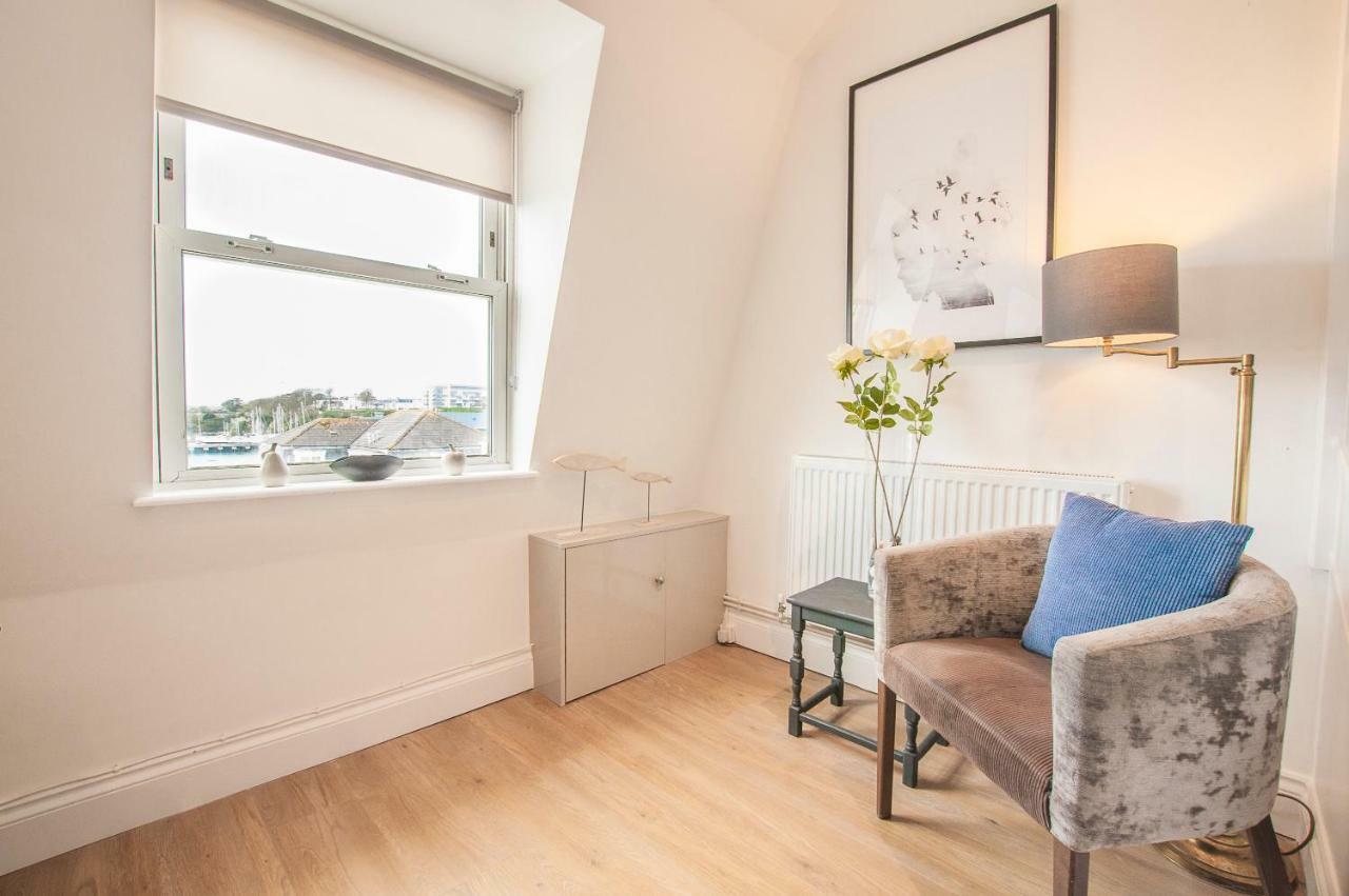 شقة Pure B - Exceptional Views Of Tamar & Royal William Yard With Free Parking & Wifi بلايموث المظهر الخارجي الصورة