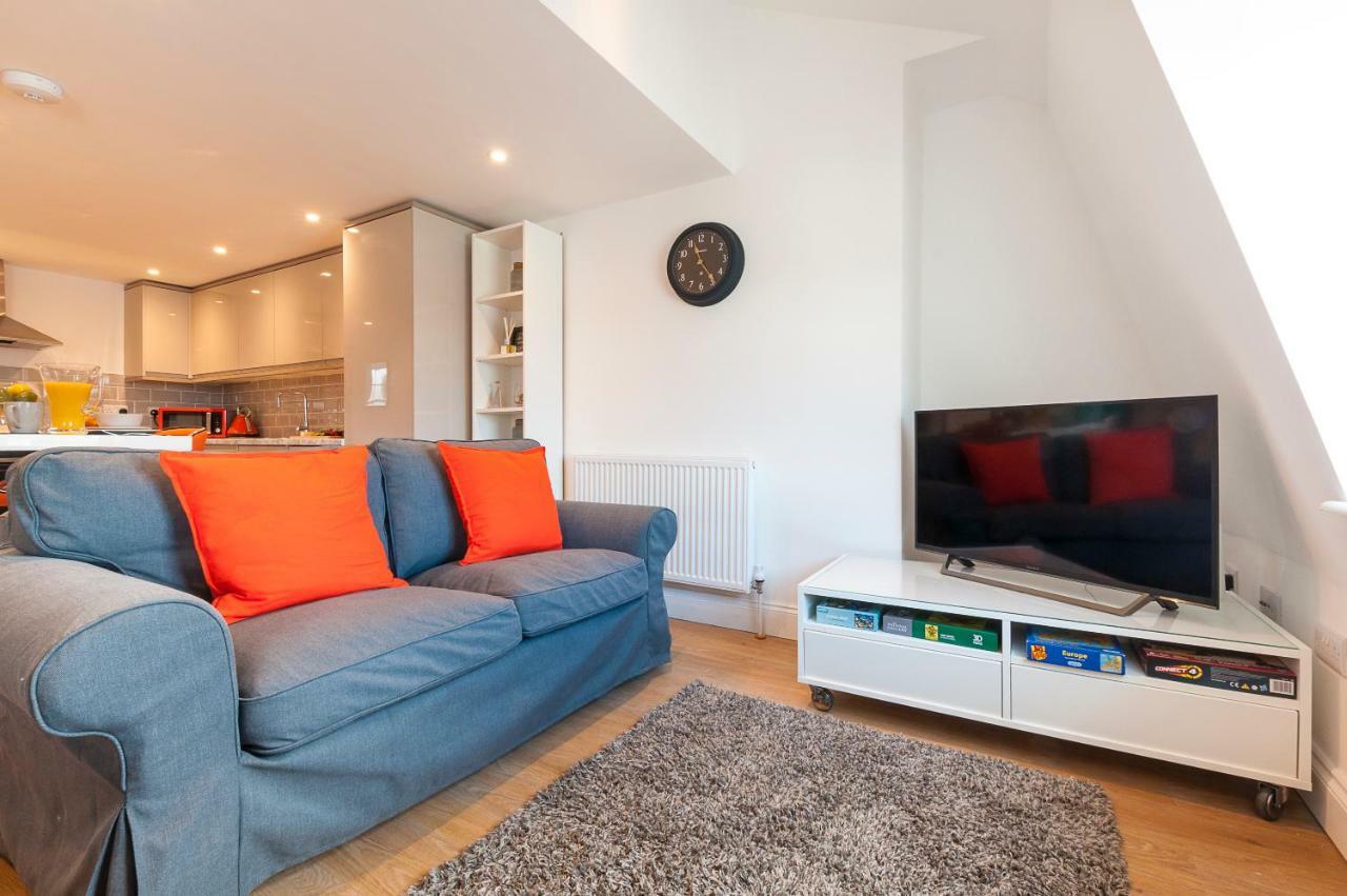 شقة Pure B - Exceptional Views Of Tamar & Royal William Yard With Free Parking & Wifi بلايموث المظهر الخارجي الصورة